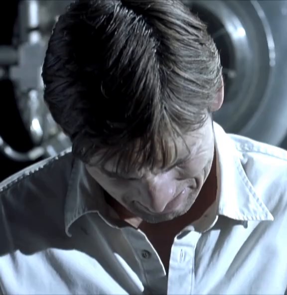 Exploring Bruce Banner's Journey in 2003 Hulk Film