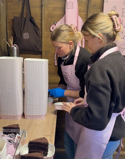 Beth Bakes Cakes on Reels