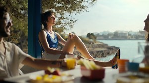 Cornetto: Unwrap It • Ads of the World™ | Part of The Clio Network