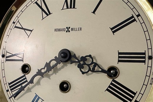 What day do we turn clocks back in 2025?