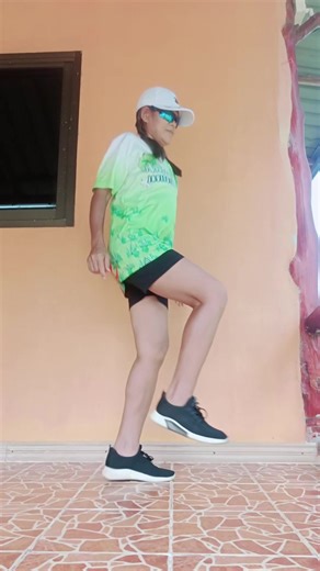 61 reactions · 20 comments | #Reverse #RunningMan #shuffle #tutorial #dance #exercise #workout #ออกกำลังกายที่บ้าน #happy #Creator #digital #สร้างรายได้จากเนื้อหา #คลิปปัง #คลิปติดกระแส #friends #fyp #highlight | พนิดา โอเว่น | Facebook