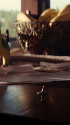 Why Christopher Nolan Won't Clear Up Inception's Ending