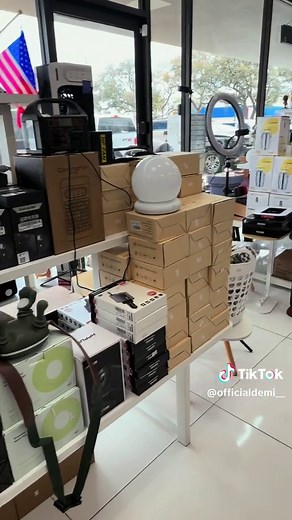Real TikTok shop in Houston Texas!!! It’s called “Dollar Shop” located @ 870 s Manson rd #134 Katy, Texas 77450 They were so sweet they’ve been in the shopping center for a total of 3 years.. family owned business! They can even pack and ship your orders! Please go check them out and remain respectful! #tiktokshop #houston #contentcreator #trending