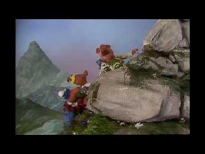 Muppet Songs: 2 Muppet Pigs - The Happy Wanderer