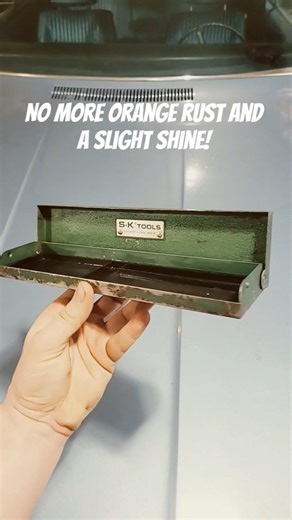 Any old tools fans? How about some vintage SK? Might as well clean up this 1/4 socket set box.