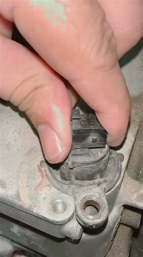 How to remove transmission output speed sensor #shorts #speed #sensor