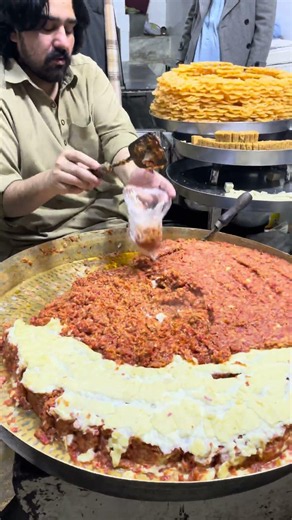 Gajar Ka Halwa | Traditional Carrot Pudding Loaded with Nuts