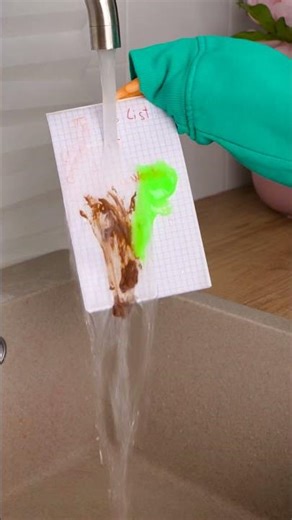 Kunst mit kleinen Händen: Geht das? 🎨✨ #shorts