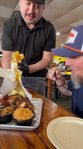 Delicious Chicken Review: Rey Del Pollo Experience