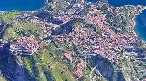 Taormina, Sicily – Exploring a Historic Village in Italy