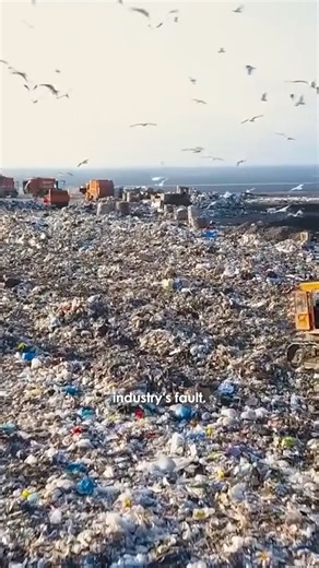 California – and the planet – have a plastic pollution problem. Less than 9% of the plastic we throw away ends up recycled, which is why California is working to make our plastic recycling laws – the strongest in the country – even more effective by holding manufacturers accountable. | Governor Gavin Newsom