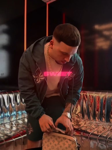 Ftyren e ka sweet – Franklin WWT Lyrics Edit