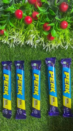 ASMR Satisfying Cadbury Perk Chocolate Popsicle Unboxing 🍫✨ Crunchy Wafer Treat #asmr