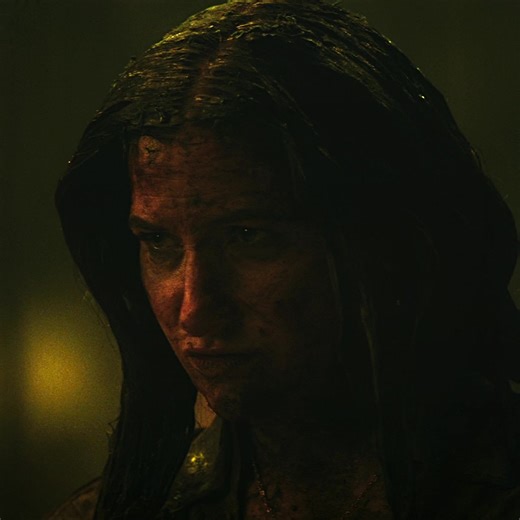 Kathryn Hahn's Captivating Debut as Agatha Harkness
