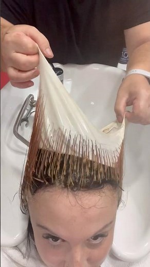 Mechas con gorro by RICARDOLUENGOPELUKEROS