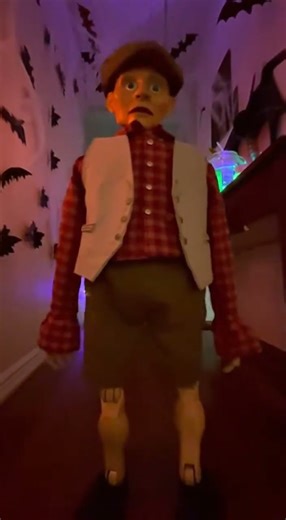 Puppet Walks With NO Strings… 😳🪆 | Creepy Halloween Short (USA)