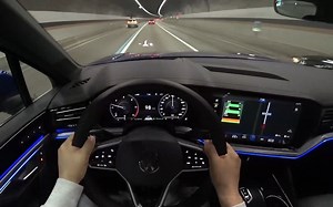 【4K第一视角】沉浸式驾驶2023款 大众途锐 V6 TDI R Line穿梭韩国街头