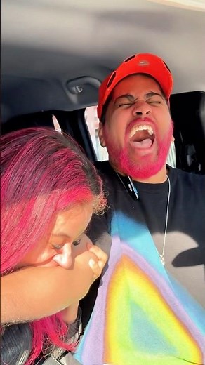 Suddenly his arm looks incredibly biteable❤️‍🔥#ViviUnicornio