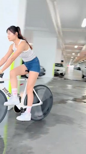 2.7K views · 48 reactions | What bikes do you ride?My one is Full Carbon Weapon Nuclear ! #fixie #trackbike #carbonfiber #mrbicycles #fyp #bikerider #bikelife #bikes #cyclinglife #cycling #bikegirl #bikelover #bikersoftiktok #biketok #bicycle #weaponbikes | Wheelprosg | Facebook