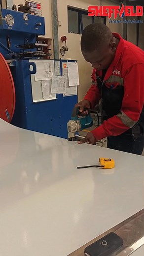 Ever wondered what really goes into building a coldroom? 👩‍🔧👨‍🔧❄ It's panels, precision and a team that doesn't quit until it's perfect 💪 At Sheffield Africa, we're proud to build spaces that keep Kenya's hotels, restaurants and schools running fresh every single day. Because freshness isn't luck, it's good engineering 🥩🍅 #sheffieldafrica #coldroom #ColdRoomSolutions #engineering #behindthescenes #BehindTheBuild #kenyan #hospitality #innovation | Sheffield Africa