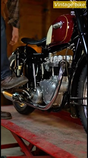 1946 Triumph 3T De Luxe — Compact Postwar Twin