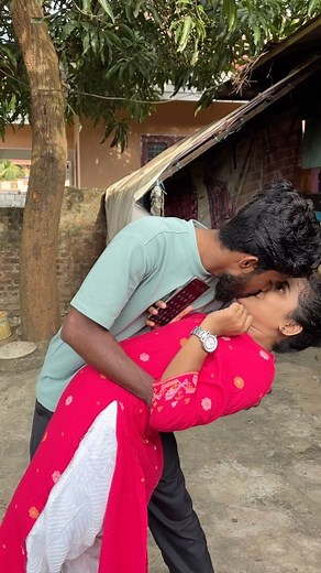 Appu Vava on Instagram: "Nammal randum randayennal Logam theerule ❤️ . . . . . . @appu__vava_official . . . . . #kerala #kerala__follows100k #keralagram #keralatourism #keralagodsowncountry #kerala🌴 #keralam #keralagallery #keralaattraction #kerala_360"