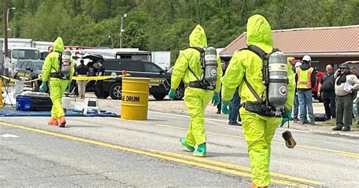 2 dead, multiple people injured after chemical leak at West Virginia plant