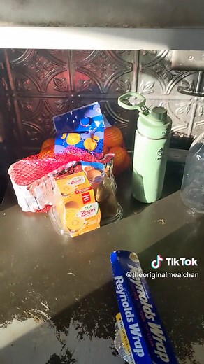 Eliminate Dryer Static with Aluminum Foil Life Hack