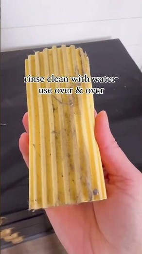 DIY Dusting Spray That Repels Dust & Smells Amazing! 🧼✨