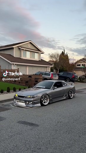 Exploring the Yellow S15 Silvia: A Detailed Overview