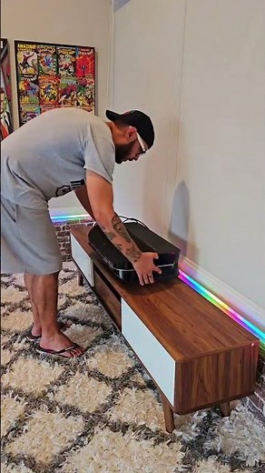 How to decorate your home theater with LED lights and diffusers