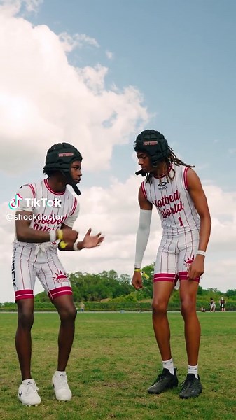 Shock Doctor (@shockdoctor) - DID THEY HIT THAT?? 🤣😭 #LegendsShowcase #ShockDoctor | shock doctor