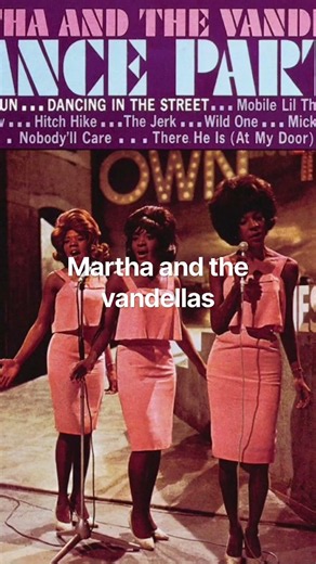 Martha and the Vandellas: Motown legends who made the world dance with soul and energy! 🎶💃