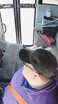 This 13 Year Old Saved an Entire Bus—Dillon Reeves’ Miracle Moment #motivation #goodsamaritan #hero