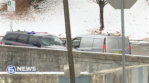 6 News is on the scene of a water main break in Knoxville that closed some roads. https://www.wate.com/news/knox-county-news/photos-knoxville-police-respond-to-apparent-water-main-break/?utm_medium=social&utm_source=facebook_WATE_6_On_Your_Side | WATE 6 On Your Side