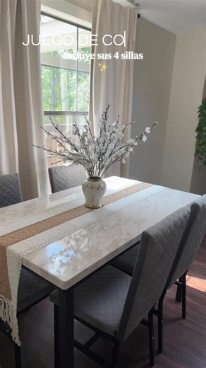 Juego de comedor elegante con 4 sillas – estilo mármol