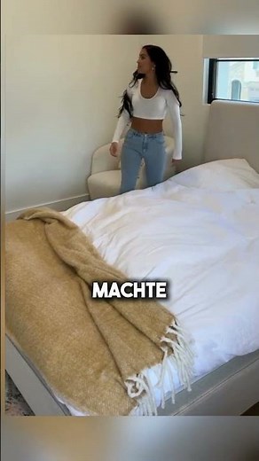 Er VERSTECKTE sich unter der Bettdecke! 😱