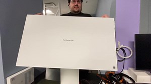 ‪This monitor stand costs $1,000‬ | Linus Tech Tips