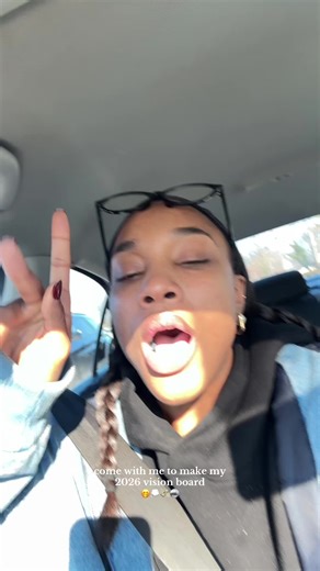 this your sign to go make yours!!! #visionboard #2026 | Vision Board