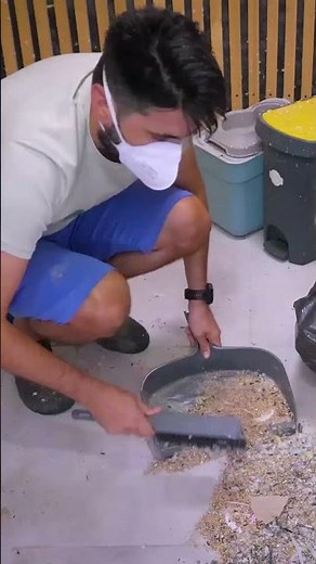 Easy Aviary Cleaning Simple & Fast Bird Cage Maintenance!