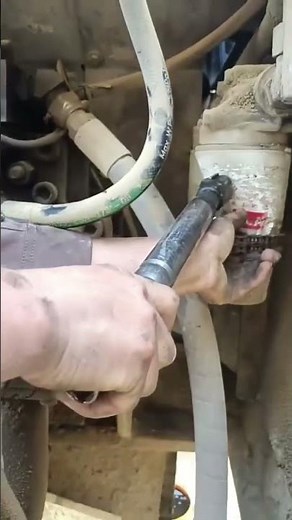 Heavy Equipment Maintenance: Hydraulic Filter Replacement