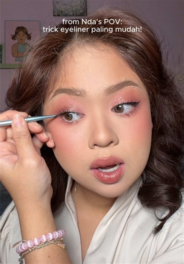 eyeliner adalah musuh... KECUALI kl pake eyeliner gel & brushnya haquhara sih... trims sudah diterbitkan, saya merasa terbantu @Haquhara #HaquharaEyelinerGel #EyelinerHaquhara