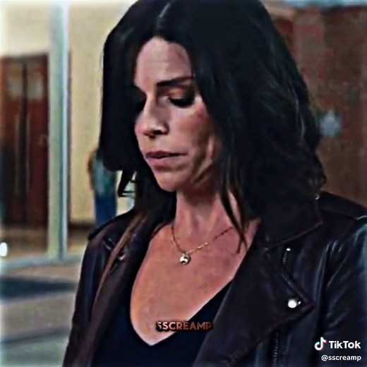 Sidney Prescott e Gale Weathers: Edições e Cenas Memoráveis