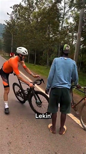 He thought his $10,000 bike made him the best... until he met this guy.😱 #SkillOverGear #CyclingLife