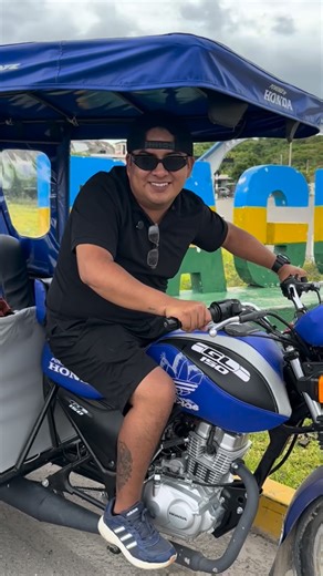 Aldo Saba on Instagram: "Primer día siendo mototaxista en Bagua Capital 🥸🌴 / Vayan a Ovalo estación de servicios / #bagua #sketch #mototaxista #humor #aldosaba / @365 Company group Tv @flaco yeikel"