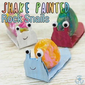 Grab your kids, rocks and wiggles to make SHAKE PAINTED ROCK SNAILS. Physical and fun! http://kidscraftroom.com/shake-painting-cute-snail-rock-craft/ via Kids Craft Room | Kids Craft Room