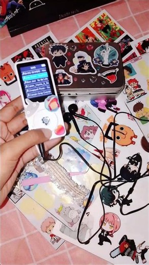 unboxing & decorating my MP3 player🎧 #mp3player #decoratewithme #stickerhaul #otakulife #cutestuff 💫