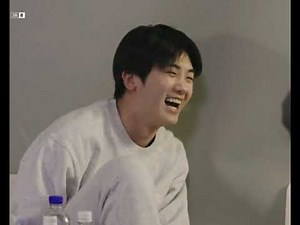 Taehyung giving morning kiss to WOOSHIK, them babying taehyung #friendcation ( Taehyung cut)