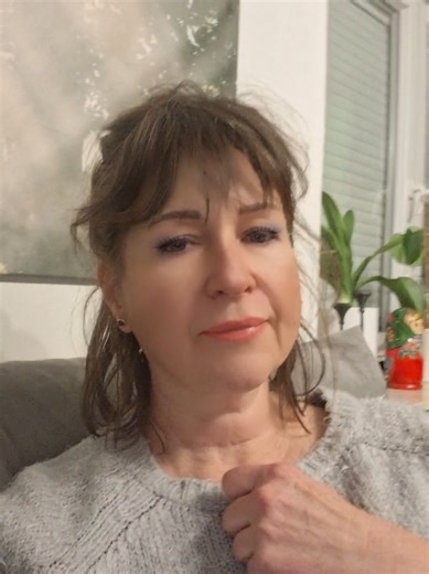 Anjuta (@anjuta706)’s videos with Die On This Hill - SIENNA SPIRO