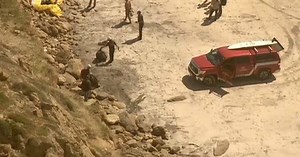 Paragliders crash near Torrey Pines Gliderport